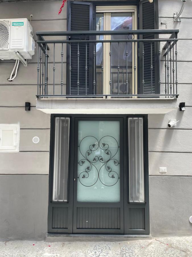 ナポリLa Casa Di Soleアパートメント エクステリア 写真